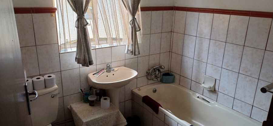 3 Bedroom Property for Sale in Sasolburg Free State